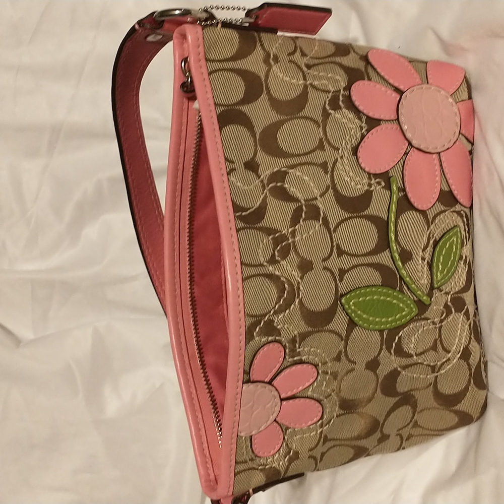 Gorgeous Coach signature flower bag